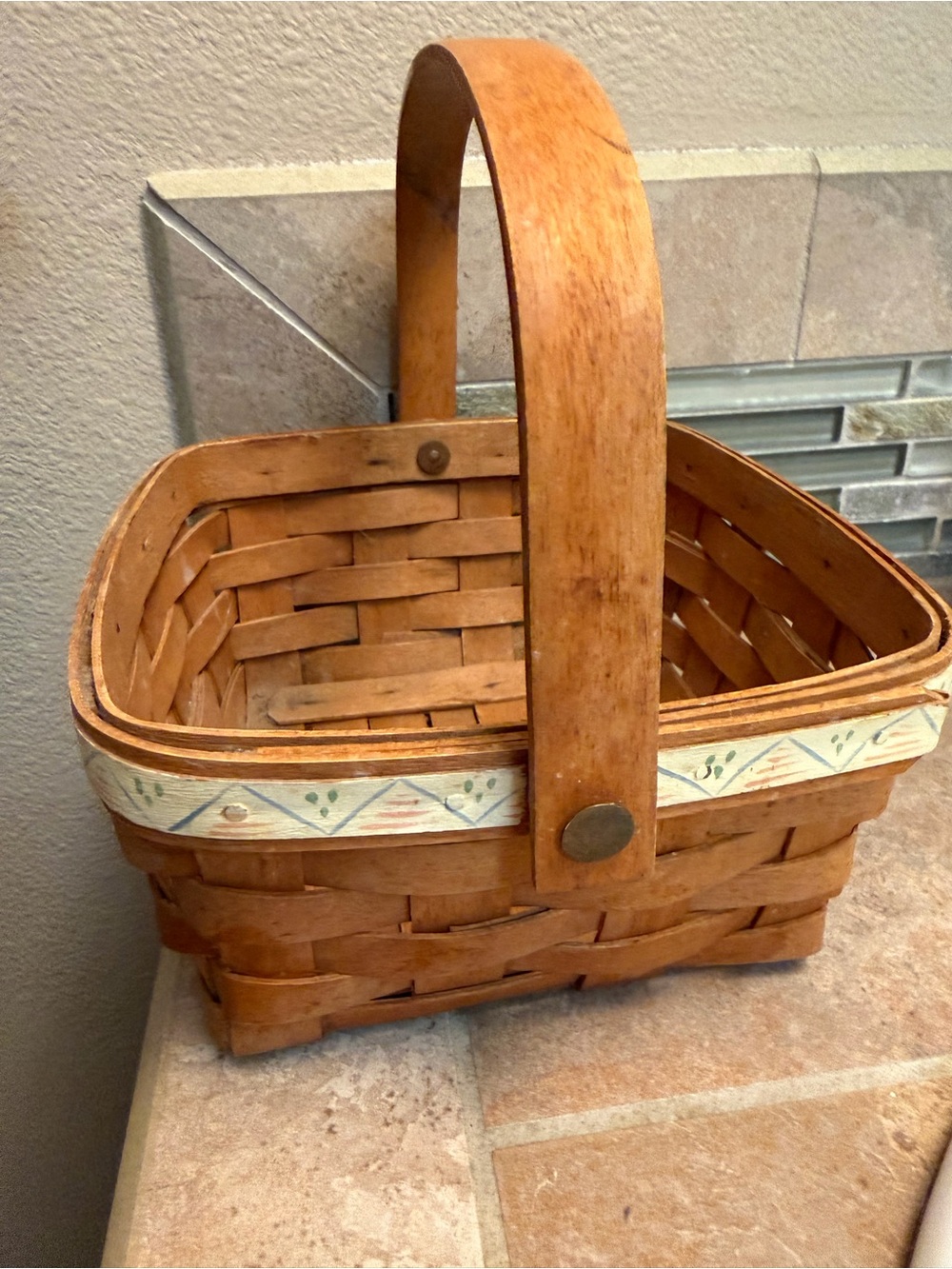 RARE VTG 1990 LONGABERGER Painted Trim Berry Basket Signed Summer Bale Handle